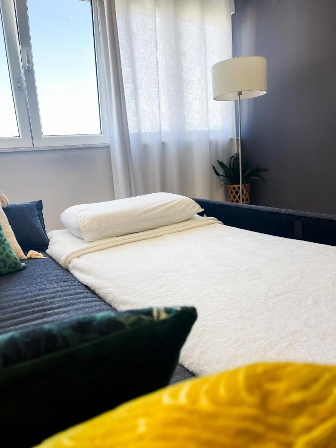 Airport Lisbon Guest House エクステリア 写真